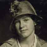 Young girl bandoned by her lover