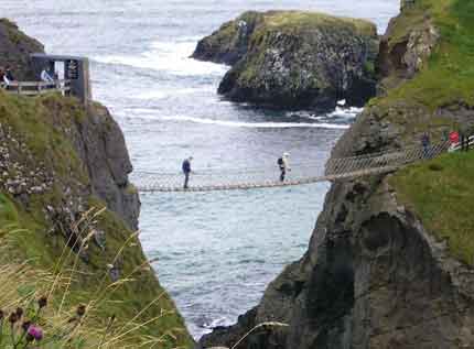 Carrick a Rede Rope Bridge 